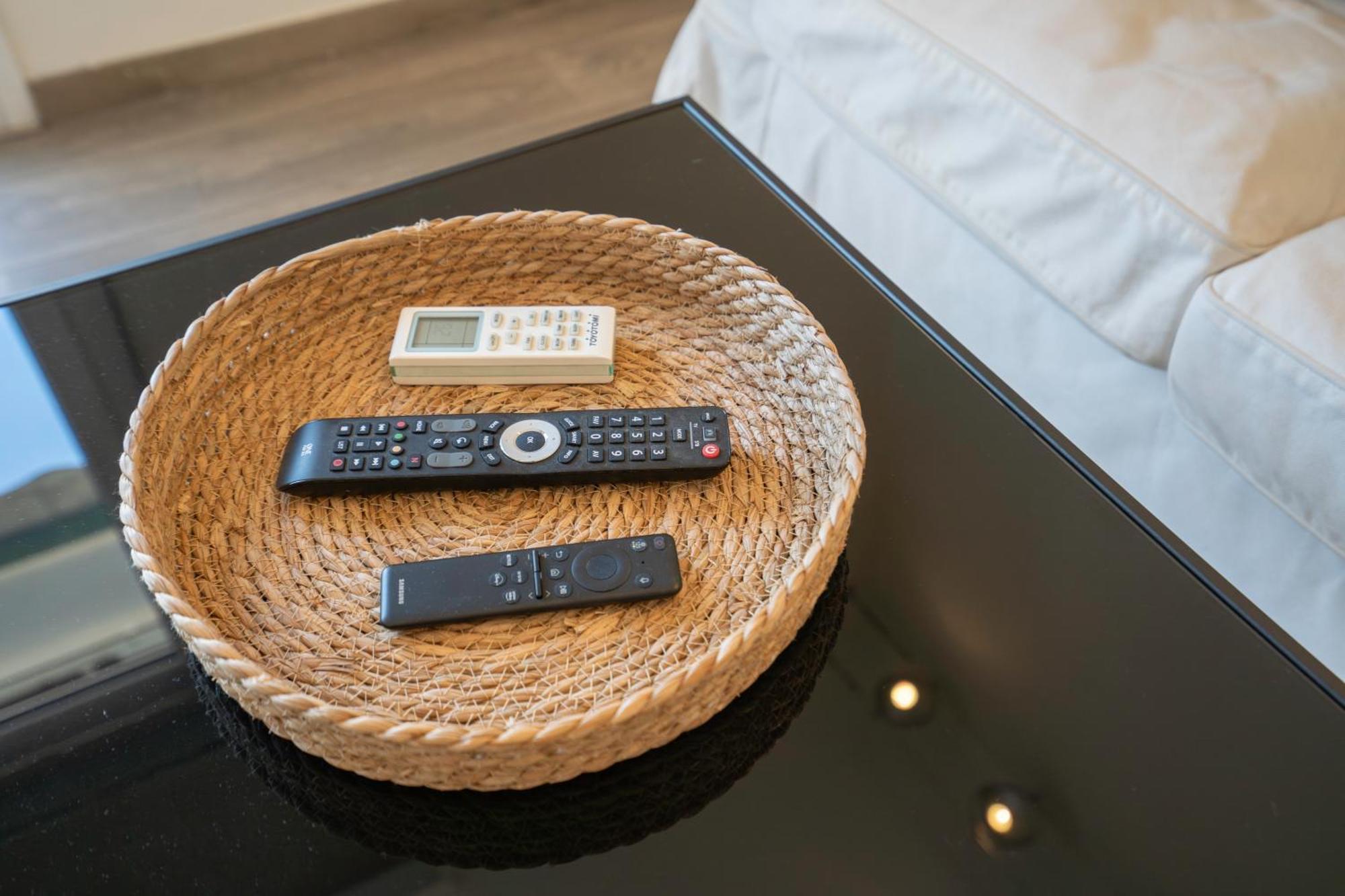 City Oasis: Newly Renovated 2Br Apt In City Center Athens Ngoại thất bức ảnh