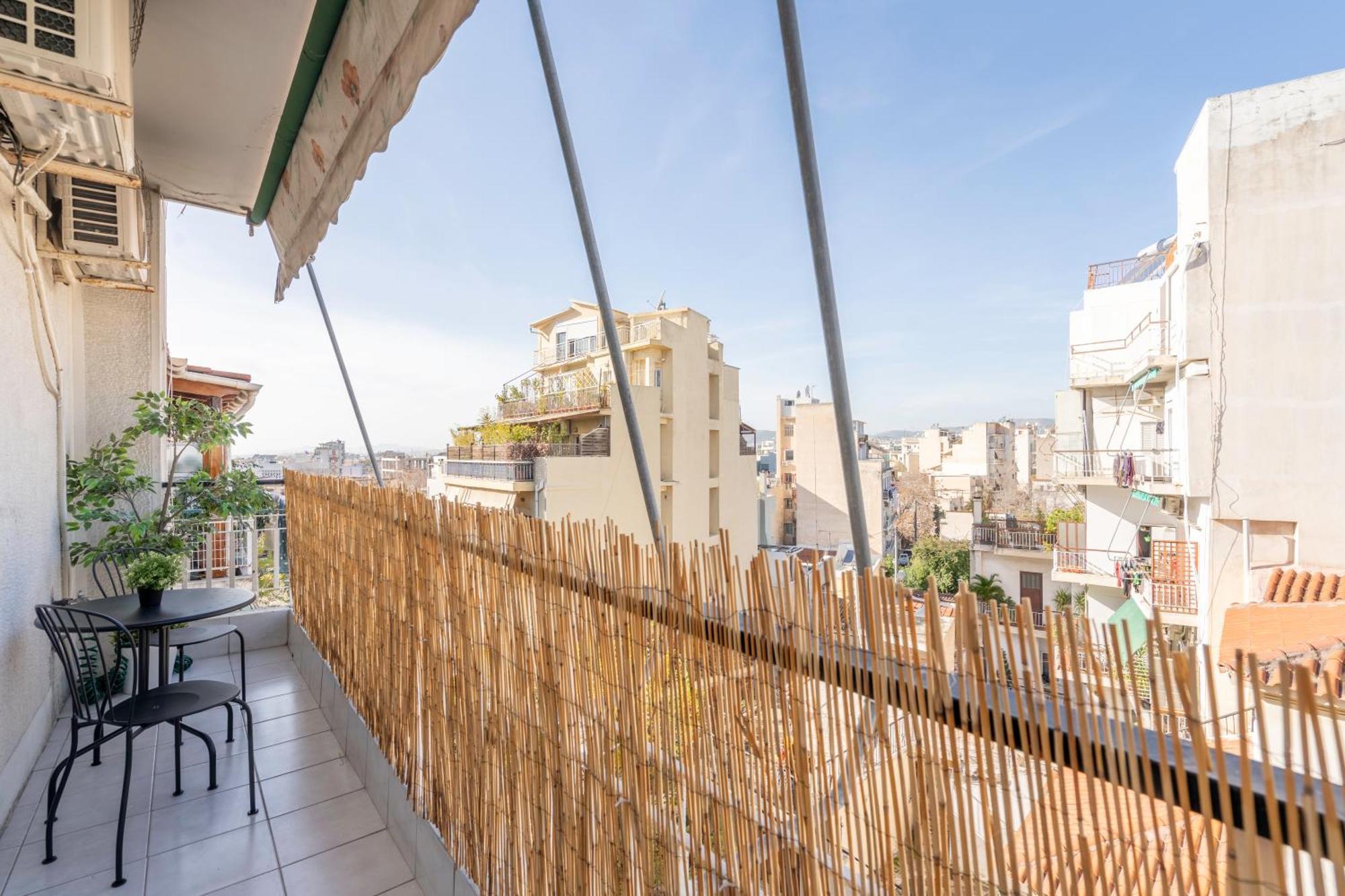City Oasis: Newly Renovated 2Br Apt In City Center Athens Ngoại thất bức ảnh