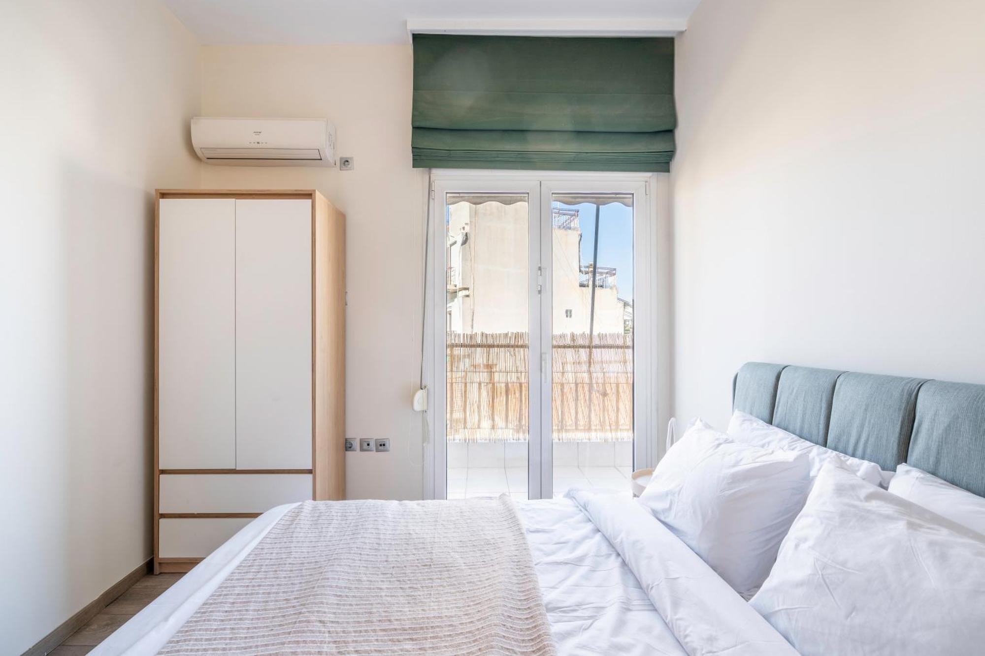 City Oasis: Newly Renovated 2Br Apt In City Center Athens Ngoại thất bức ảnh