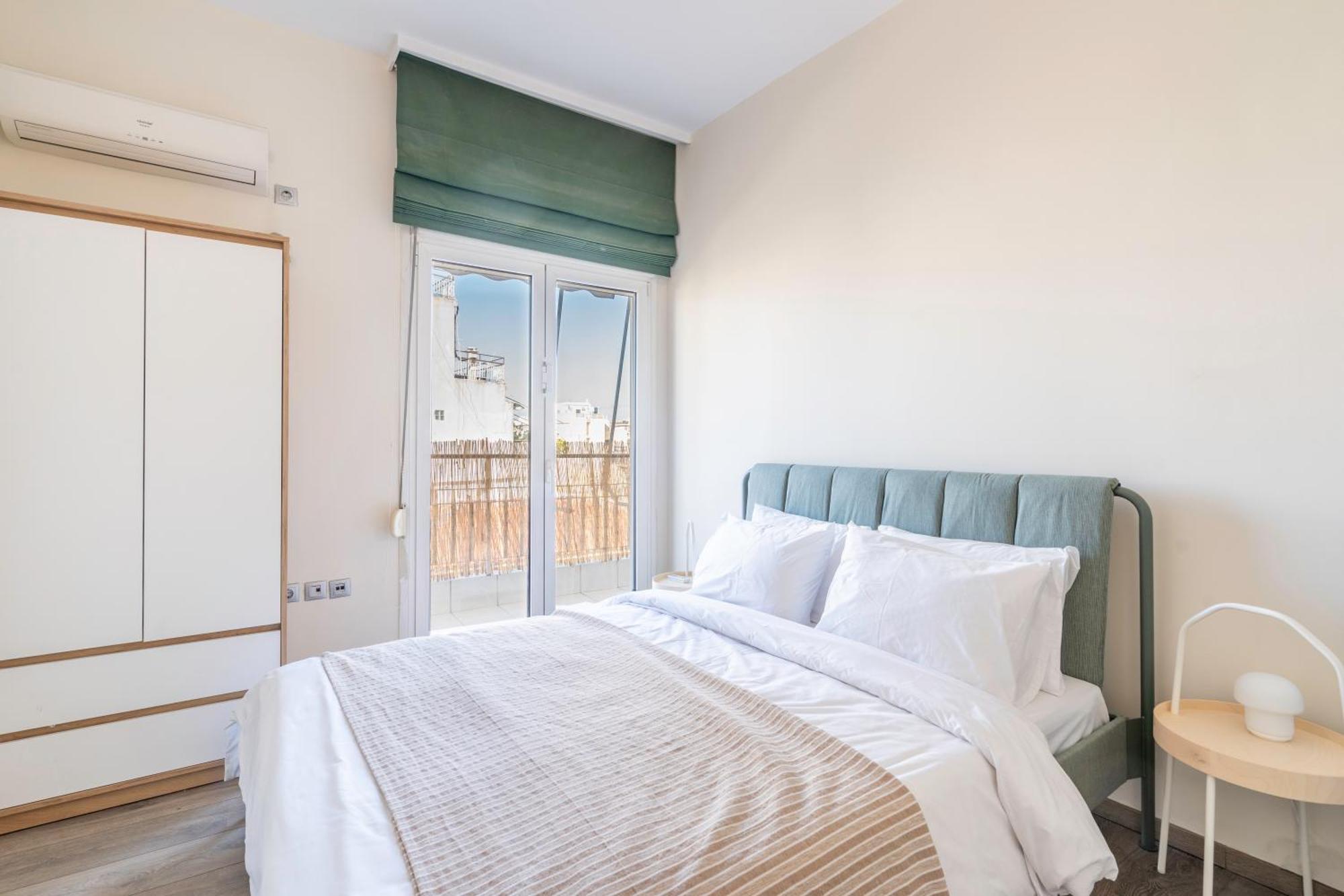 City Oasis: Newly Renovated 2Br Apt In City Center Athens Ngoại thất bức ảnh