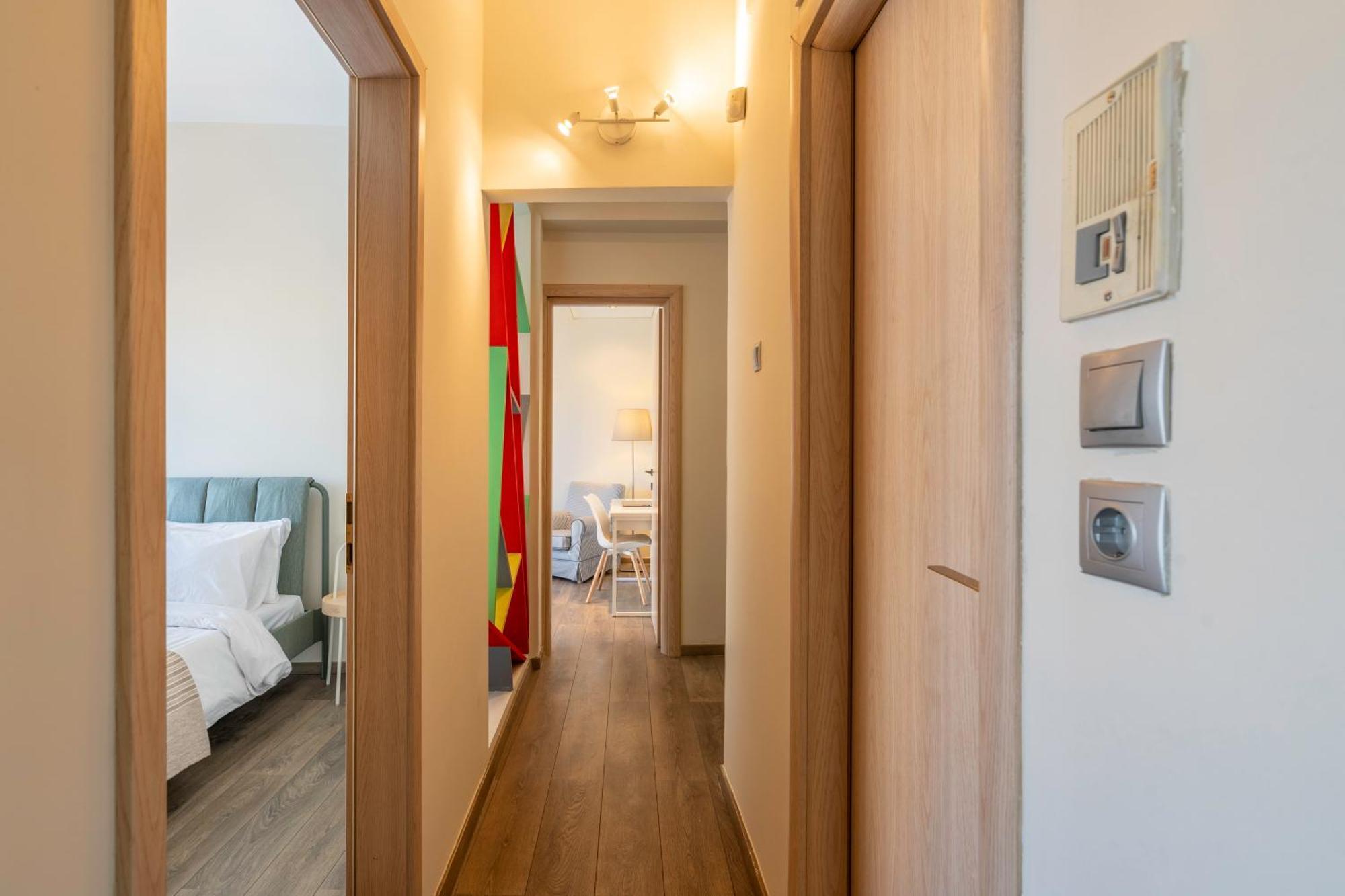 City Oasis: Newly Renovated 2Br Apt In City Center Athens Ngoại thất bức ảnh