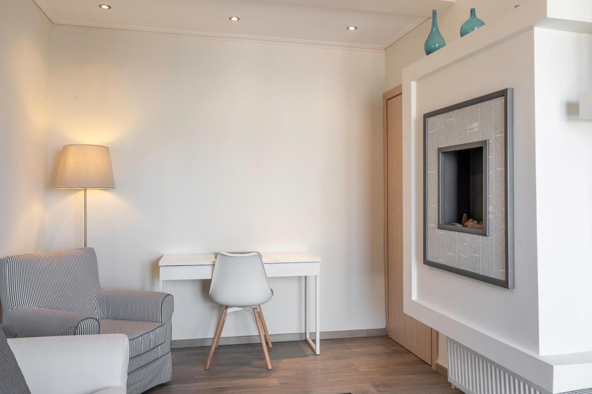 City Oasis: Newly Renovated 2Br Apt In City Center Athens Ngoại thất bức ảnh