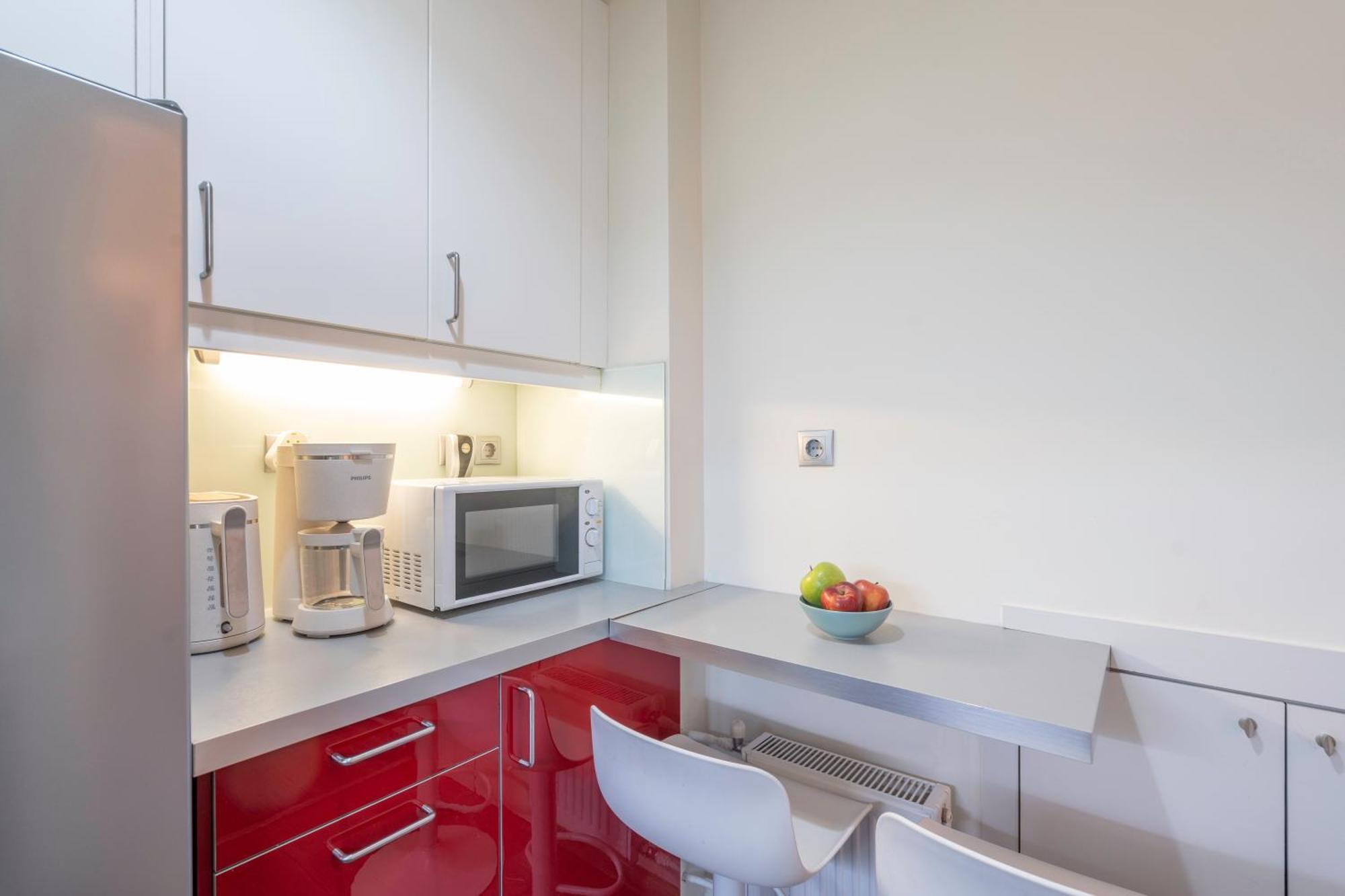City Oasis: Newly Renovated 2Br Apt In City Center Athens Ngoại thất bức ảnh
