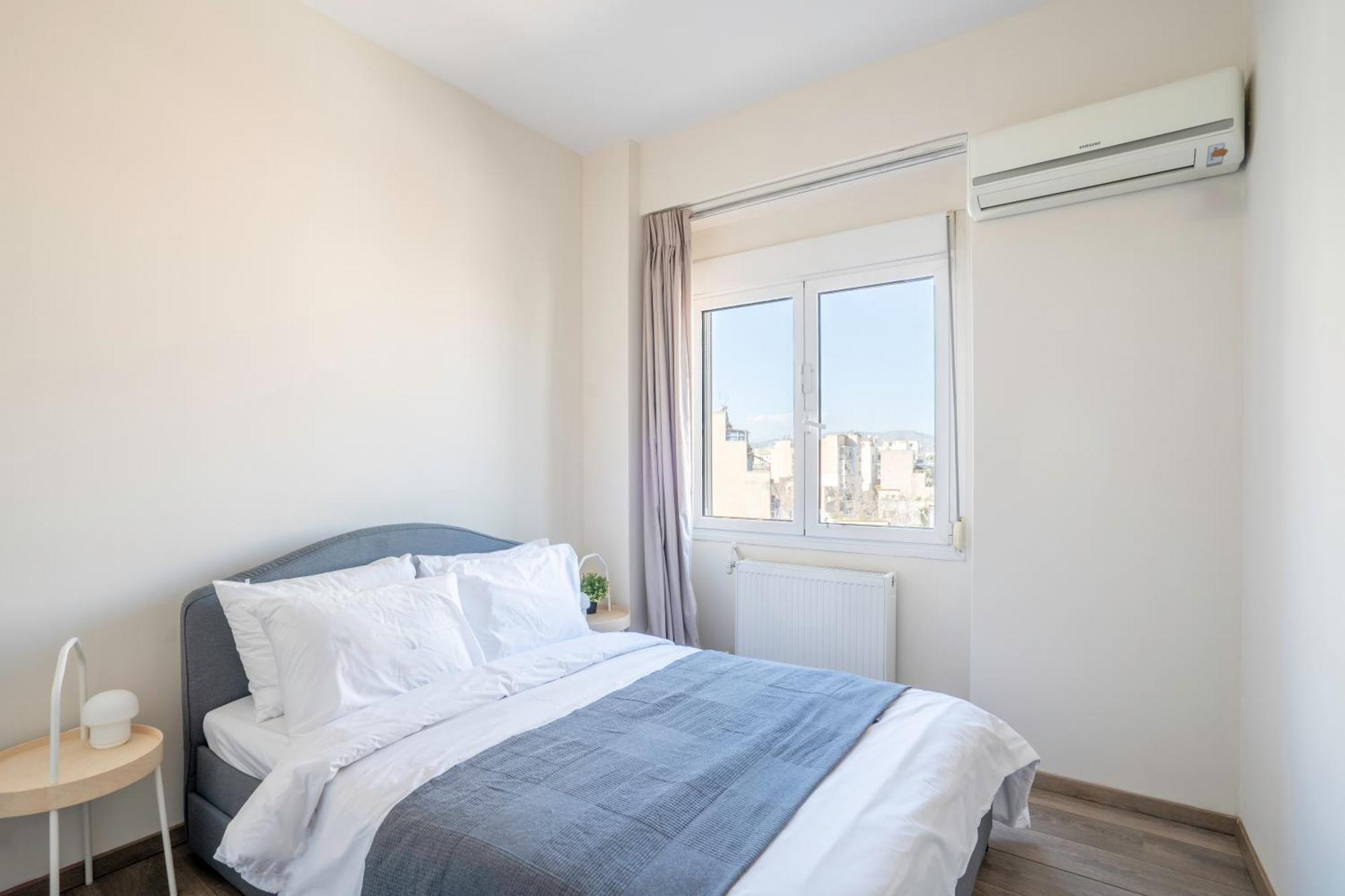 City Oasis: Newly Renovated 2Br Apt In City Center Athens Ngoại thất bức ảnh